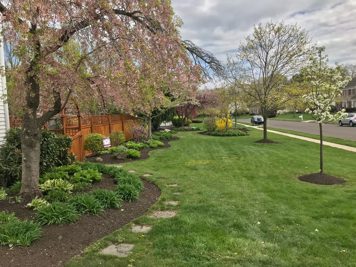 Beautiful showcasing professional landscaping by Galaxy Landscaping